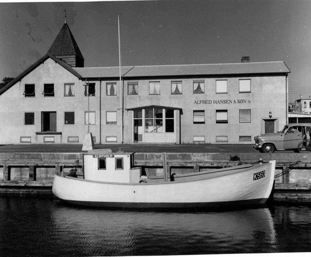 3126F413 Klintholm